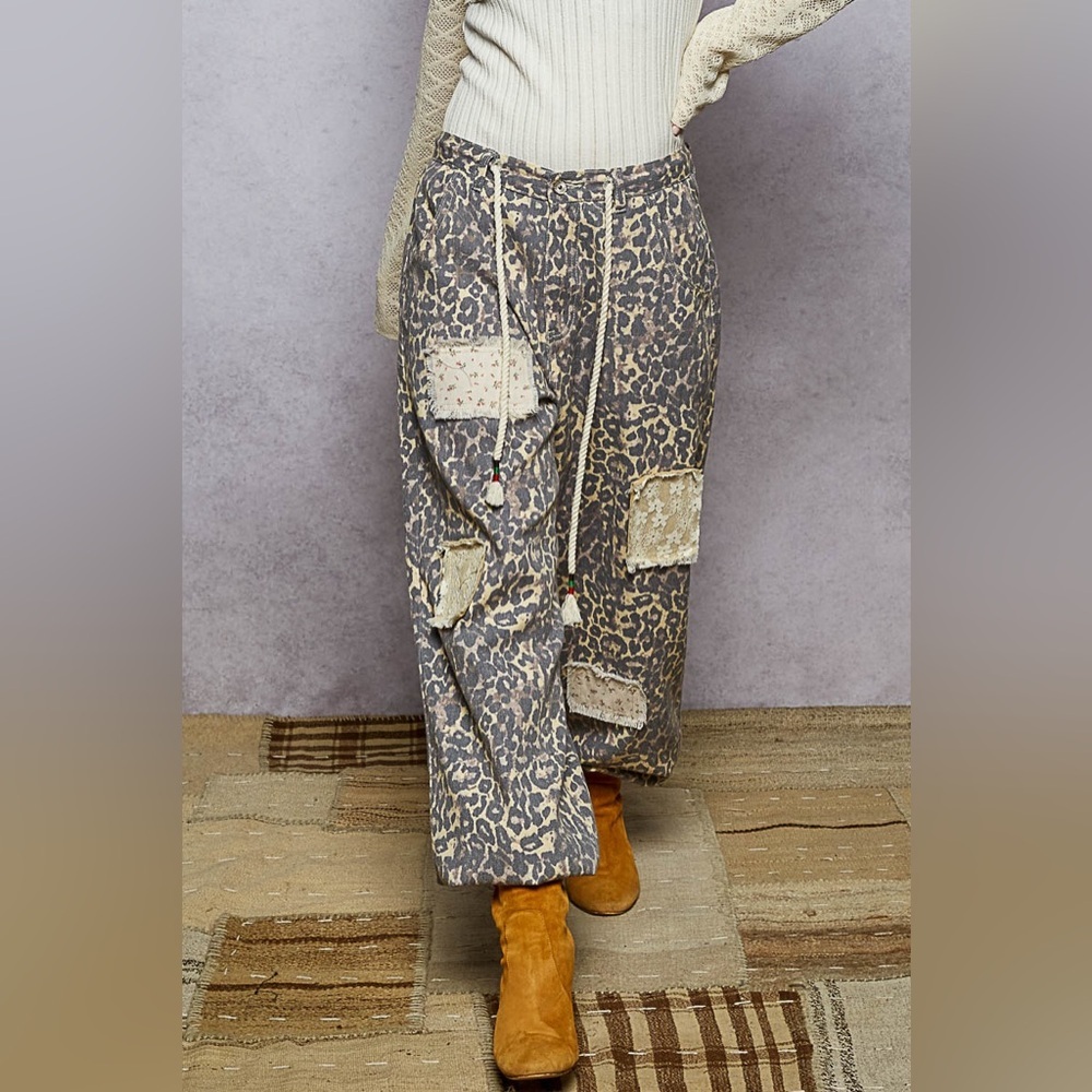 NWT POL Leopard Animal Cheetah Print Patchwork Floral Crochet Patch Jogger Pants - Picture 5 of 12
